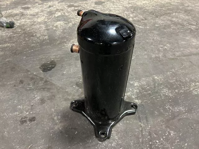 4.5 Ton Single-Stage AC Scroll Compressor 575/60/3 R410A