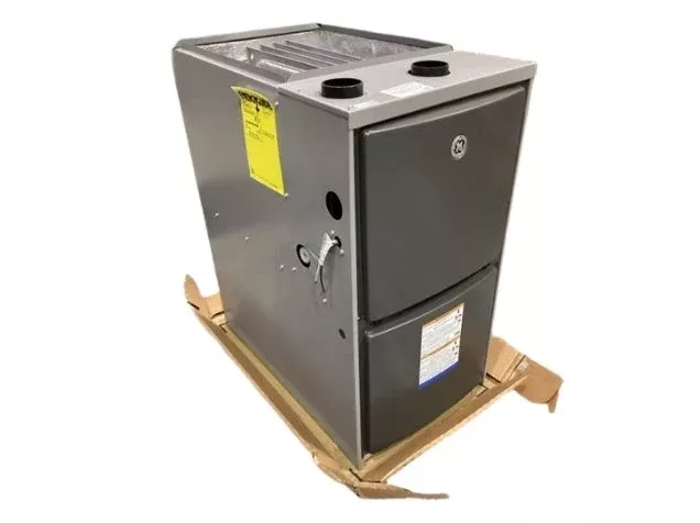 44,000 BTU Two-Stage Upflow/Horizontal ECM Variable Speed Gas Furnace 96% AFUE 120/60/1 CFM: 1370