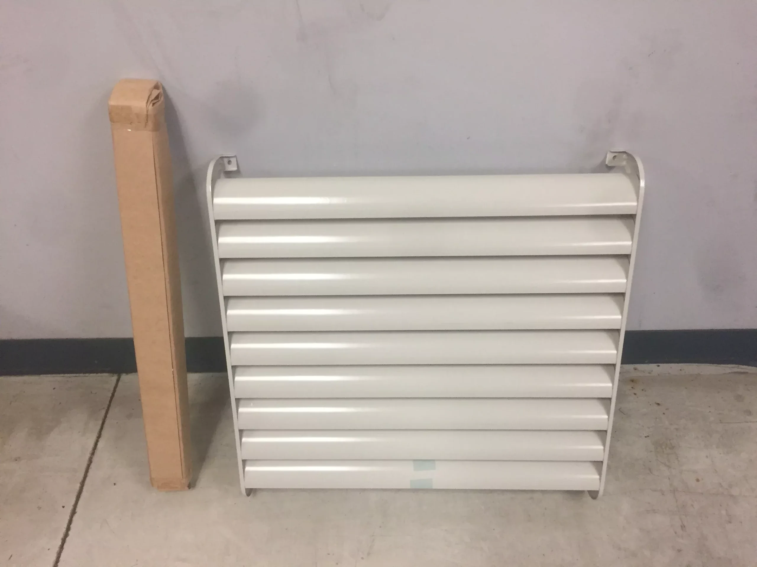 MITSUBISHI AIR OUTLET GUIDE